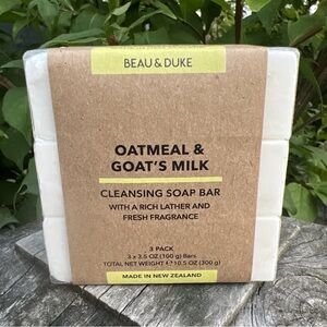 Beau & Duke Manuka Honey &  Goat’s Milk Cleansing & Exfoliating Soap Bar 3 pcs